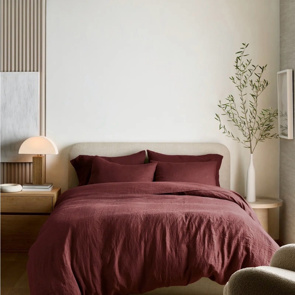 Quince linen duvet cover in burgundy Queen/full size